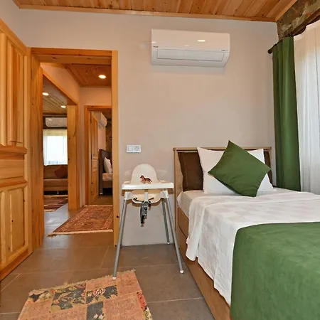 Fransola, 2 Bedroom Holiday In Villa